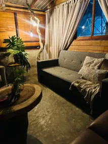 Puksikal House, full cabin with garden and tub - Image 4