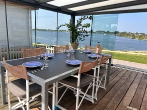 Luxury chalet right on the waterfront with beach - Image 2