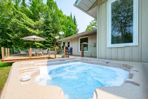 Luxury 4BR Cottage | Hot Tub + Game Room + Trails - Image 4