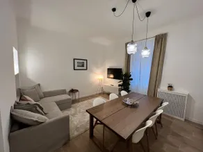 Spacious 3 bedroom apartment - Image 4