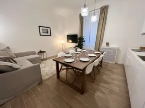 Spacious 3 bedroom apartment - Image 5