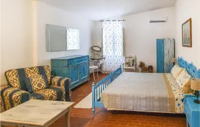 Gorgeous home in Orgosolo - Image 4