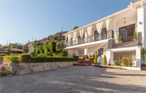 Beautiful home in Nigüelas - Image 2