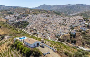 Stunning Home In Almachar - Image 2