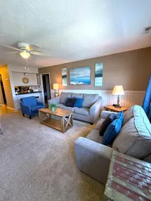 Condo Overlooking Marina-walk to everything! - Image 2