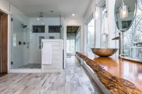 Historic Macon Luxury Lodge with updated decor - Image 5