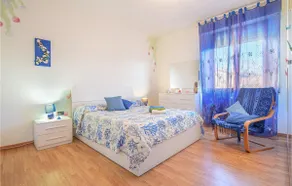 Beach front apartment in Follonica with WiFi - Image 4