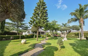 Stunning Home In Chiaramonte Gulfi - Image 2