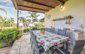 Stunning Home In Chiaramonte Gulfi - Image 5