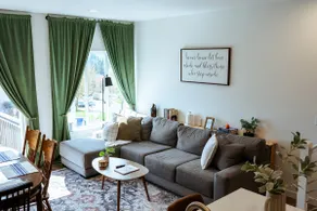 Modern and Bright Townhome + Game Room in S Salem - Image 2