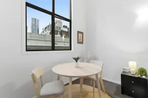 Bright CBD Studio -Near SkyTower - WiFi - Cityscape - Image 3