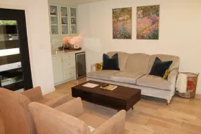 Fair Park & Dos Equis Stay | Luxe Bath | Sleeps 7 - Image 2