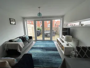 2 bedroom accommodation in Cromer - Image 5