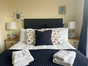 2 bedroom accommodation in Cromer - Image 2