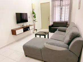 Kulai indahpura 4BR@12pax Wi-Fi near Jpo - Image 4