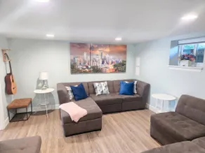 Free Parking, Fast Wifi near Beach, Parks, Transit - Image 2
