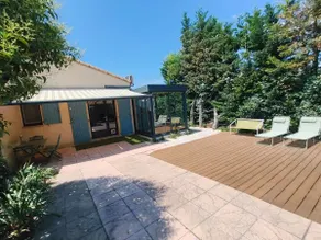 Cozy house with garden. - Image 2