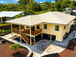 Beautiful Brand New Hawaiian Beach Home - Image 2
