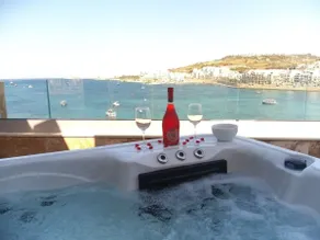 DuplexPenthouse seafront with hot tub by Homely - Image 4
