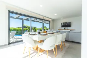 Villa de la Ponte by Atlantic Holiday - Image 5