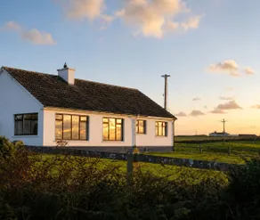 Charming & secluded 3 bedroom ocean view house - Image 5