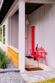 St. Augustine 3-bedroom home with free parking - Image 2