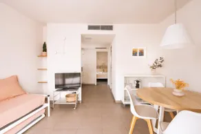 Standard apartment with a sunny terrace - Image 2