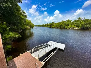 Suwannee River Manor - Image 2