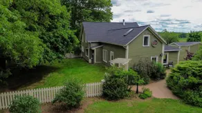 Foot of the Mountain Farmhouse - Image 3