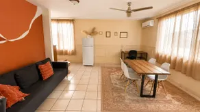 Central Apartment with A/C, Garden & Pet-Friendly - Image 3