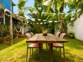 Central Apartment with A/C, Garden & Pet-Friendly - Image 4