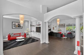 Oasis: Spacious 4BR Pool Home in Inverness - Image 5