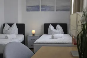 Cozy terraced house with terrace near the university - Image 2