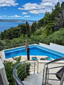 Apartman Traper with sea view and private pool - Image 2