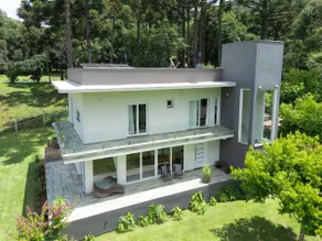 House 17 km from Gramado - 3 Suites - Image 3