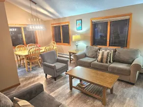 Comfortable Cozy Conway Hideaway that Sleeps 8 Pet Friendly - Image 2