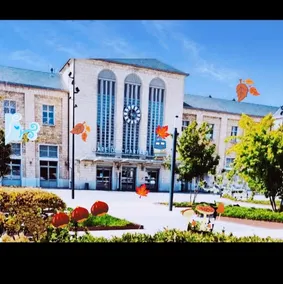 Beautiful studio near Chartres train station - Image 5