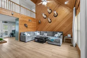 3 bedroom lake front cabin, kayaks, fire pit and more! - Image 5