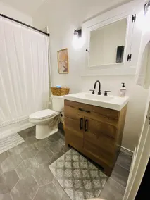 Eclectic Vintage Duplex, Central Historic Highland - Image 5