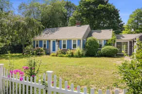 Minutes to Nantucket Sound Beaches - Image 4