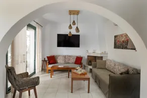 Villa Dafni with Private Pool BBQ and Free Parking - Image 5