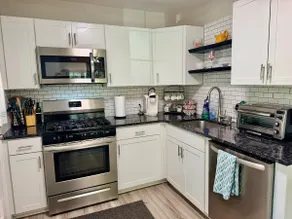 Parkside Home | Near Zoo & UTMC, Dog-Friendly - Image 2