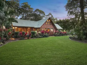 Rainforest Haven Acreage Retreat - Image 2