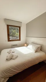 Perafita | Arinsal 5PAX + Parking - Cozy - Image 3