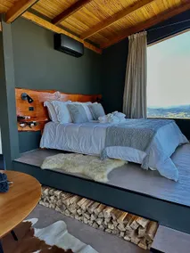 Cabins in the Middle of Nowhere - SunriseHome - Image 4
