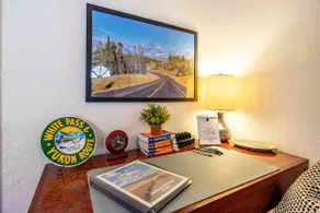 Charming Historic Cottage*Near town*Clean - Image 5
