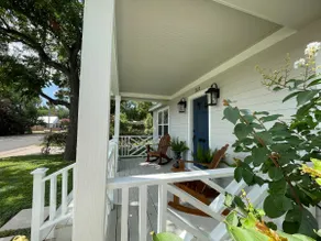 Lovely cottage, downtown Bastrop Historic District - Image 4