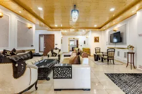 The Ivyview Villa. Barog(Near Kasauli) 4 bedrooms - Image 2