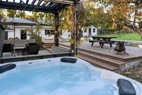 Pool, Hot Tub, Ent Barn, Fire Pit, Apple Orchard - Image 4