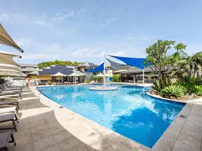 Baydream Believer - Lush Beachfront Resort Escape - Image 5
